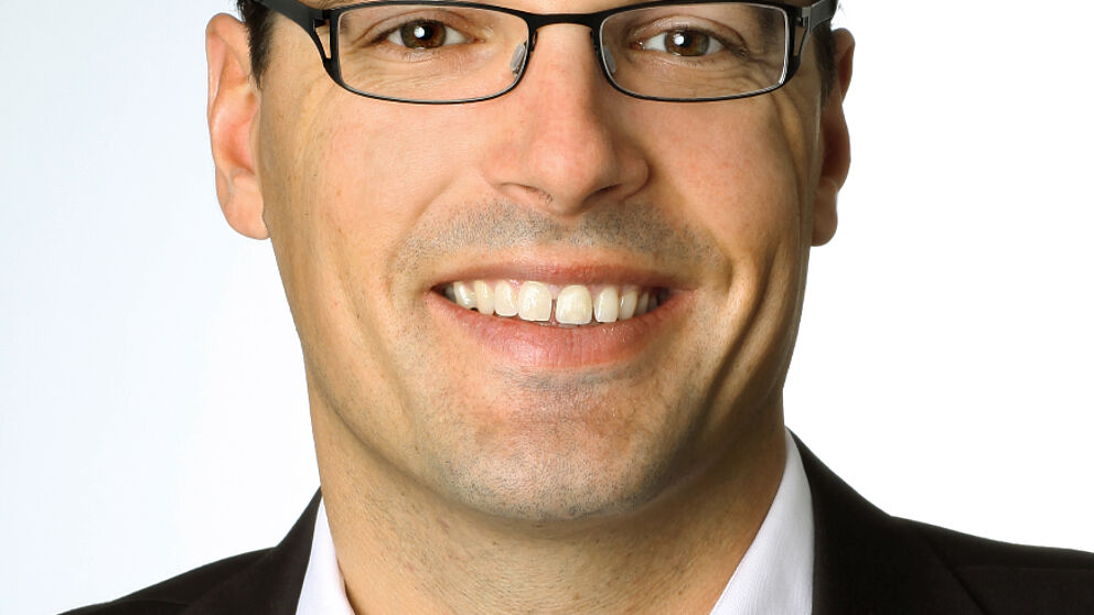 Foto (Universität Paderborn): Prof. Dr. Dennis Kundisch, Inhaber des Lehrstuhls für Wirtschaftsinformatik, insbesondere Digitale Märkte, an der Universität Paderborn 